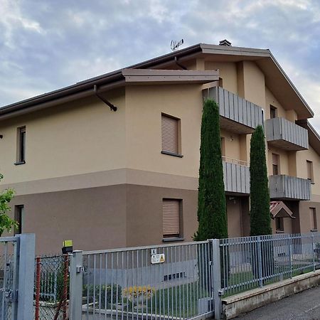 Colleoni'S Lodge Casa Vacanze Con 2 Appartamenti 韦尔德里诺 外观 照片