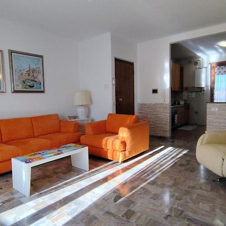Colleoni'S Lodge Casa Vacanze Con 2 Appartamenti 韦尔德里诺 外观 照片
