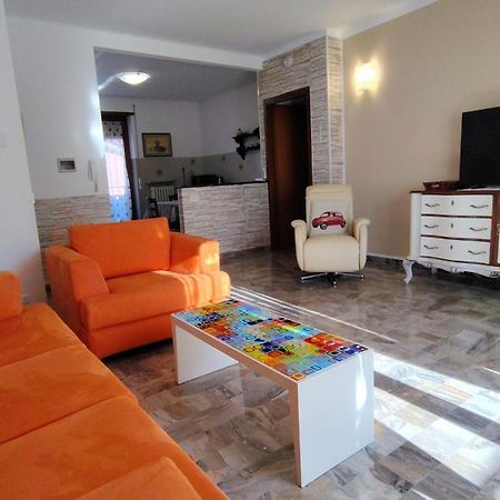 Colleoni'S Lodge Casa Vacanze Con 2 Appartamenti 韦尔德里诺 外观 照片