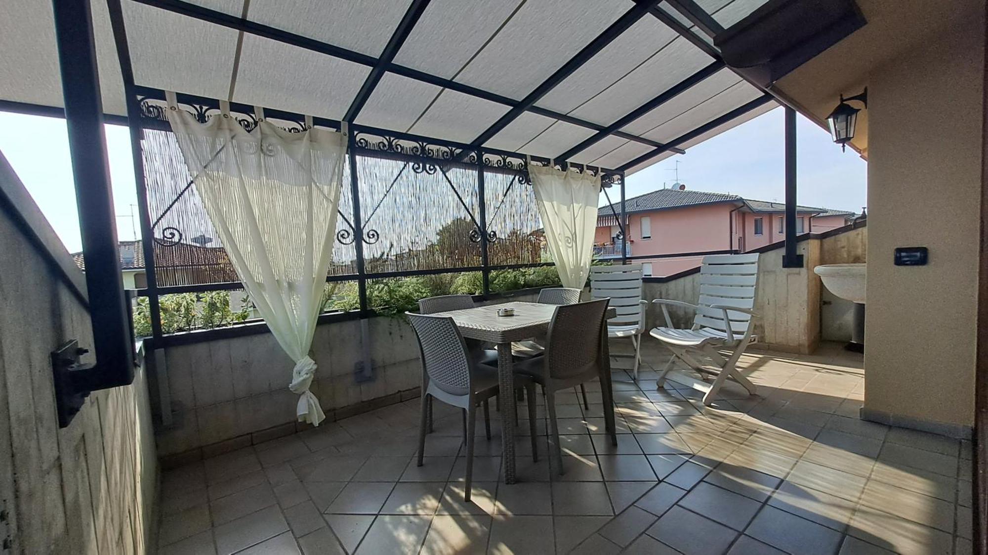 Colleoni'S Lodge Casa Vacanze Con 2 Appartamenti 韦尔德里诺 外观 照片