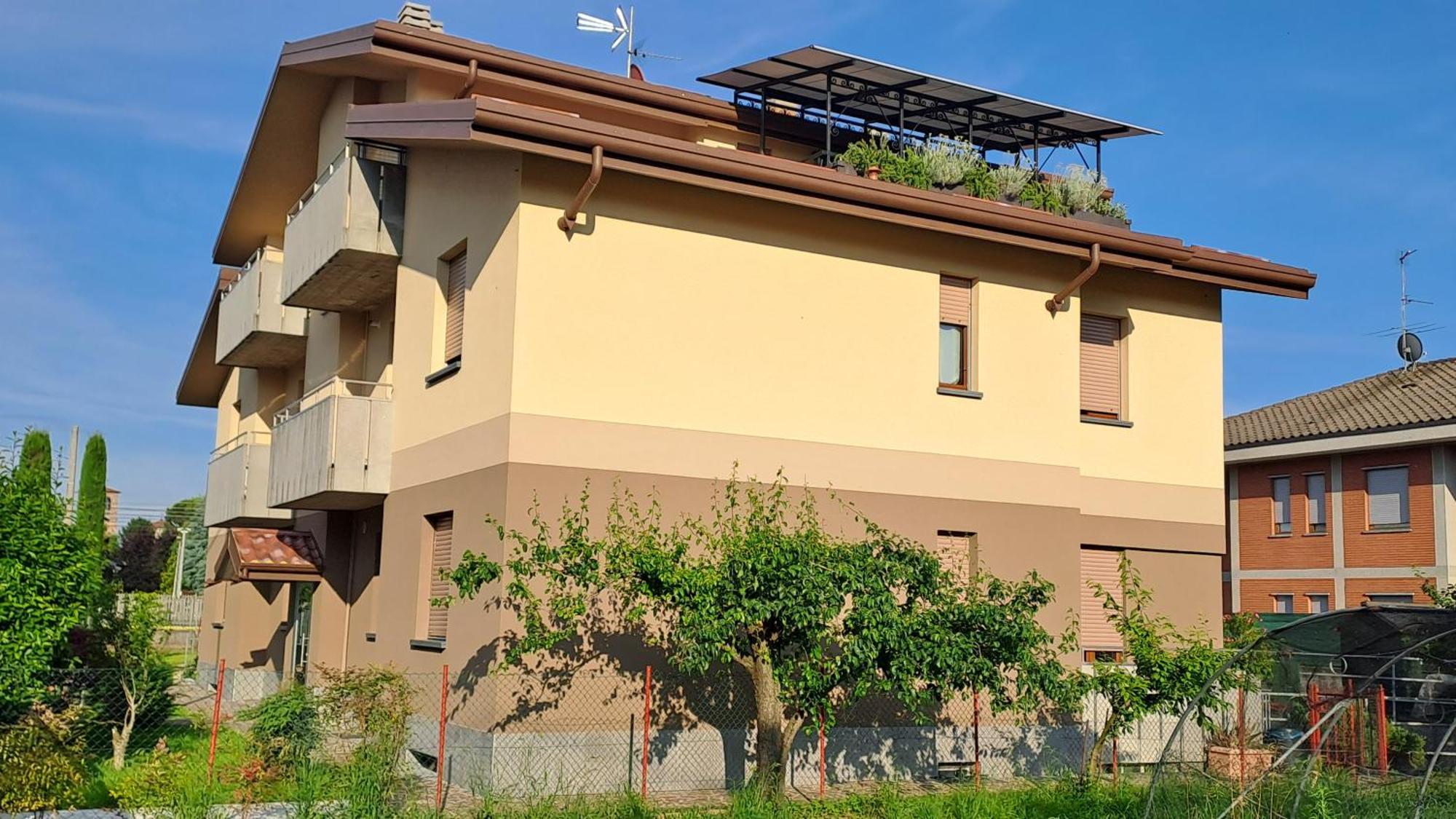 Colleoni'S Lodge Casa Vacanze Con 2 Appartamenti 韦尔德里诺 外观 照片